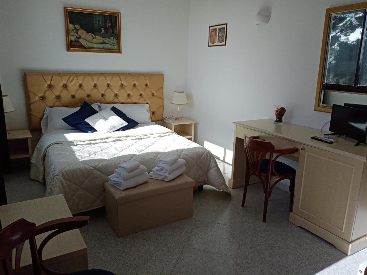 B&B La Maison Sammichele Di Bari ภายนอก รูปภาพ