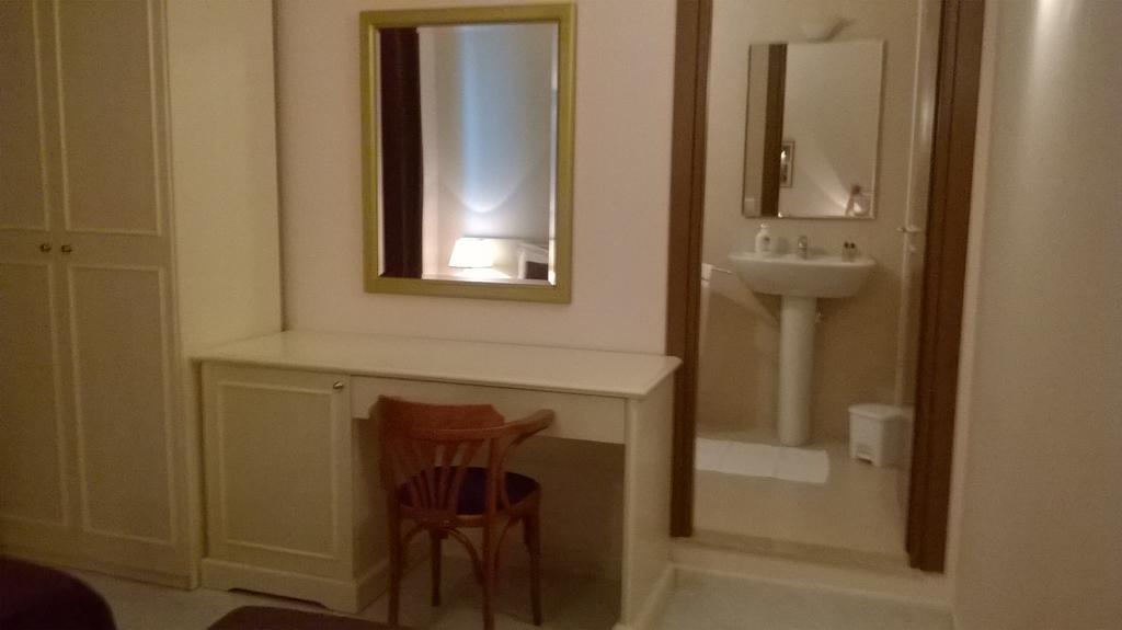 B&B La Maison Sammichele Di Bari ภายนอก รูปภาพ