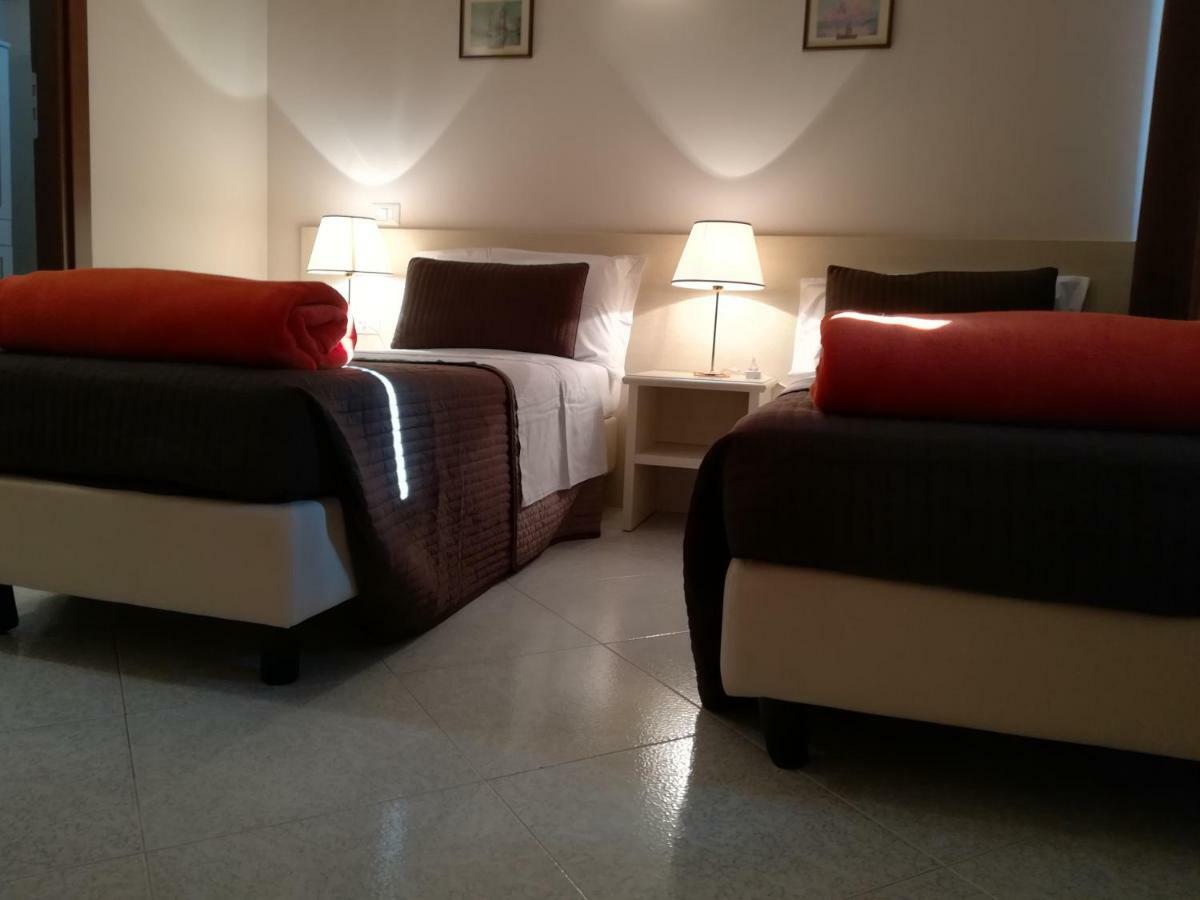 B&B La Maison Sammichele Di Bari ภายนอก รูปภาพ